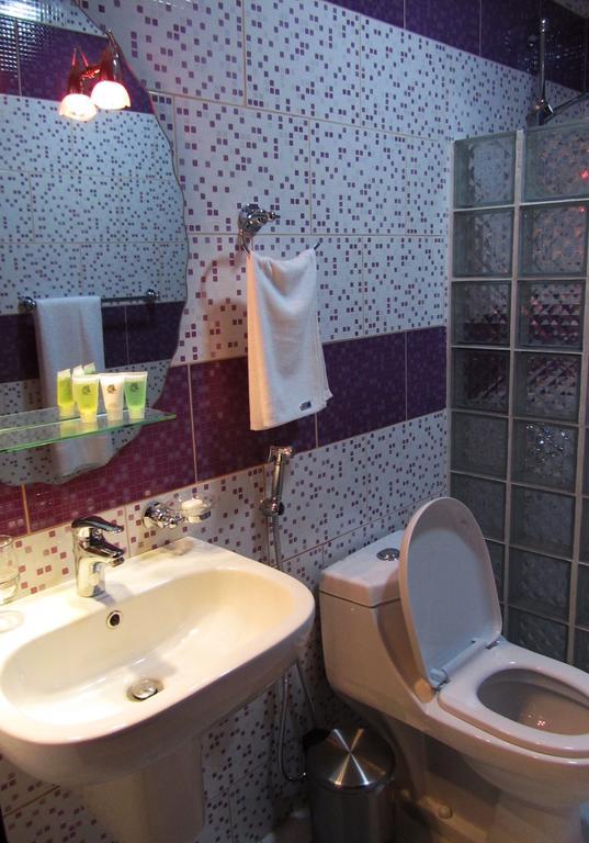 JW Inn Hotel Nadinah Kamer foto