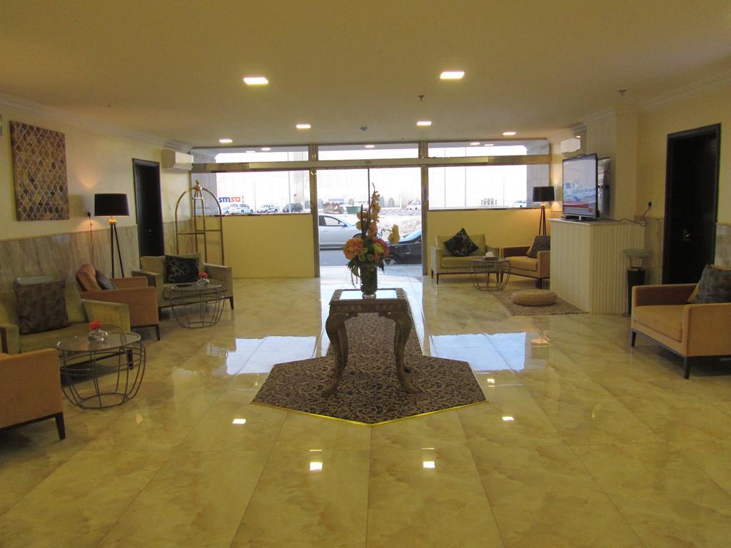 JW Inn Hotel Nadinah Buitenkant foto